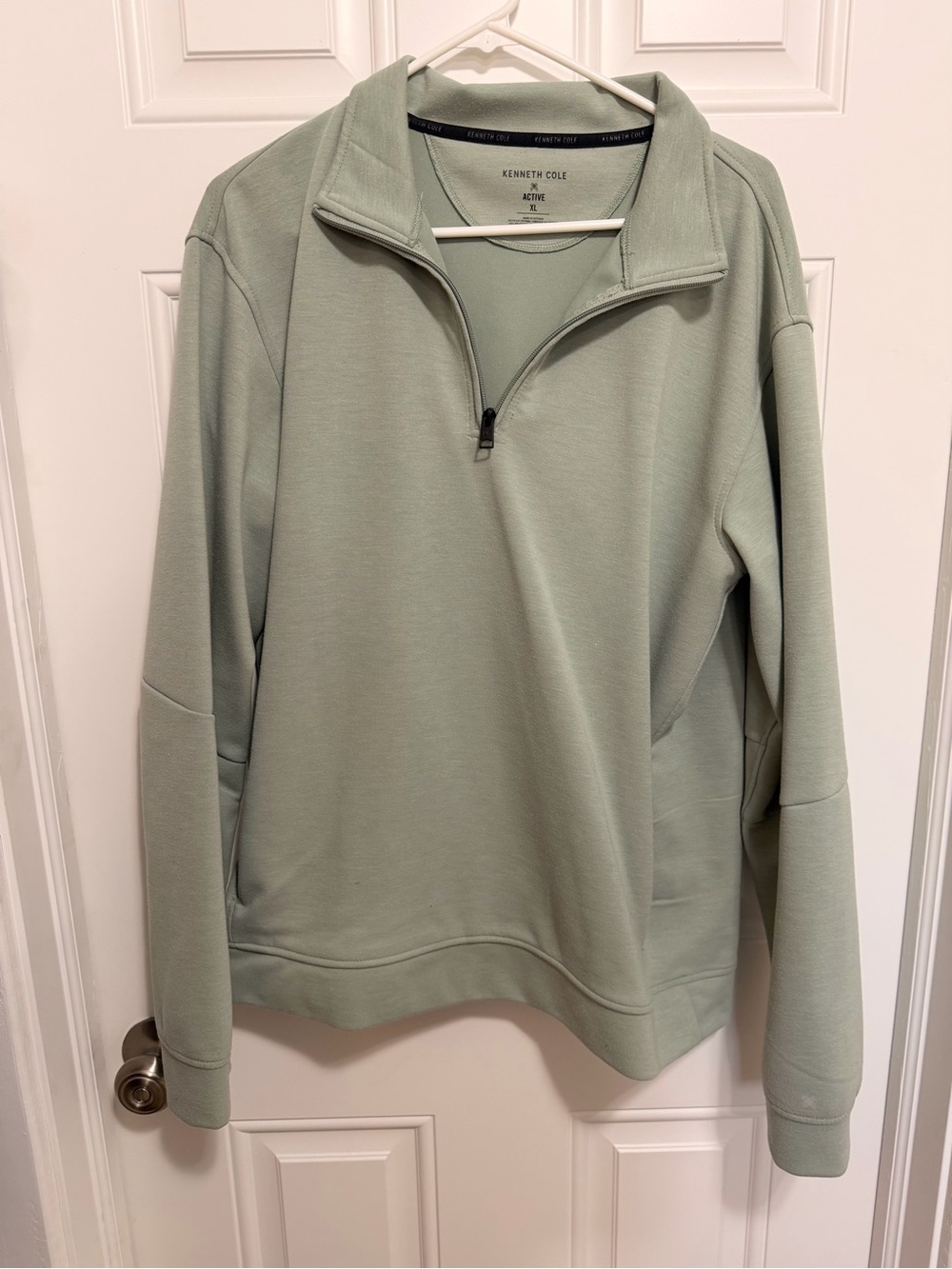 Kenneth Cole Men’s Light Sage Green Half-Zip Pullover